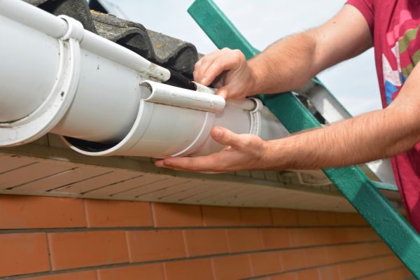 Cost of Large Gutter Repair in Jackson